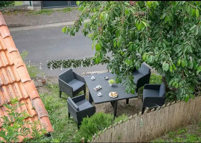 Сasa de vacaciones ⟬la Maisonnette De Séverine⟭ *